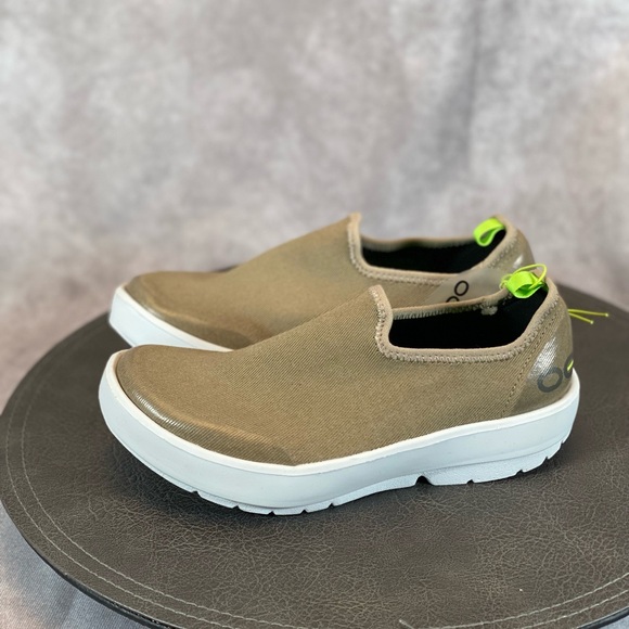 OOFOS OOmg EEzee Low Recovery Shoes Women's 5 - Picture 2 of 8